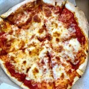 Meet your Posher, Devin